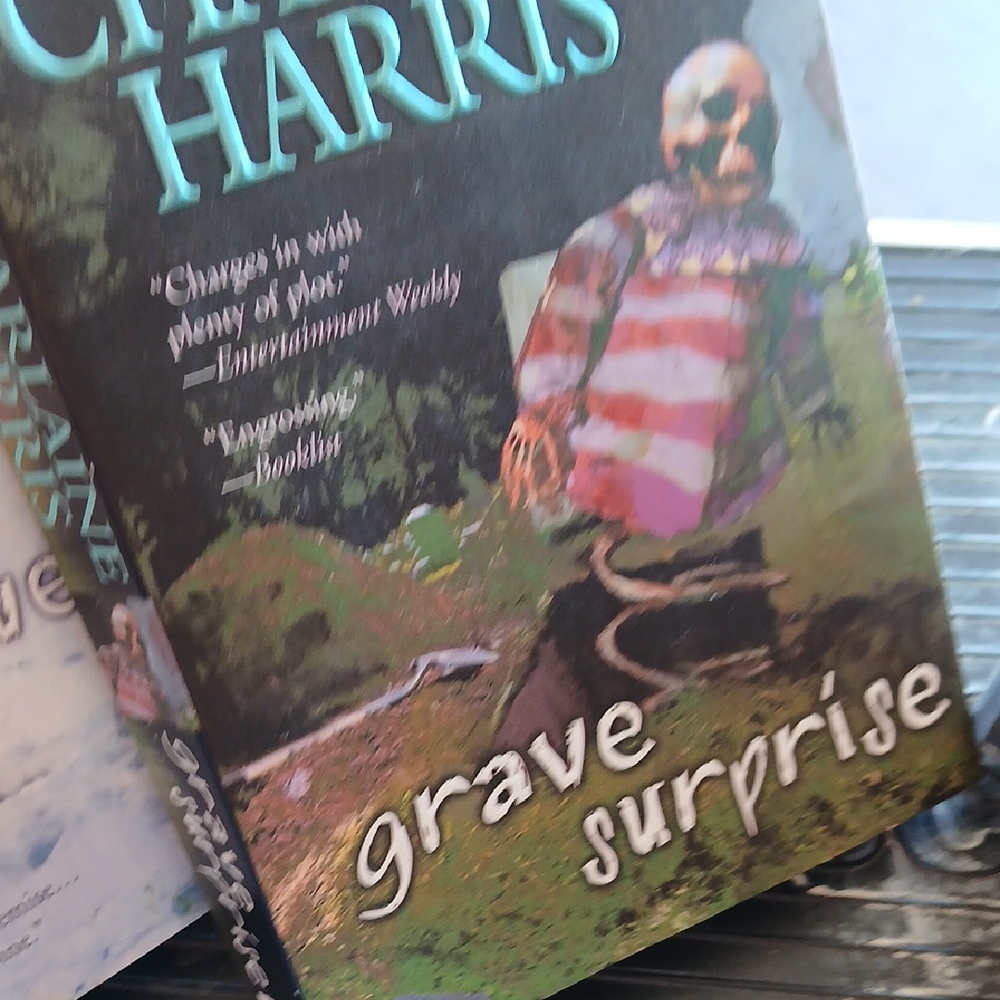 Charlaine Harris Book Set Vol 1-4 - Picture 5 of 9